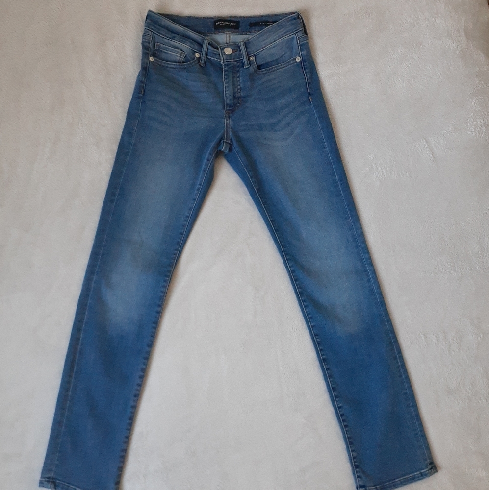 Banana Republic Slim Straight Jeans - Picture 4 of 4